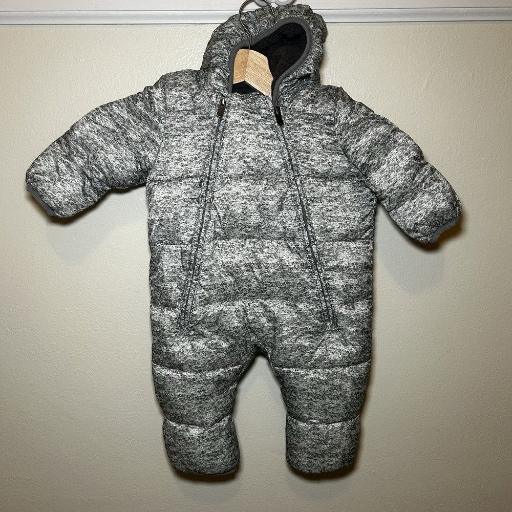 Baby Gap Bear Puffer Gray One-Piece 0-6 Months Hoodie‎